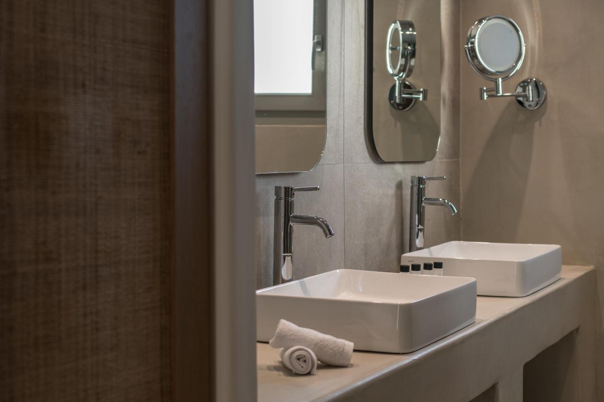 Arocaria Mykonos Otel 5*