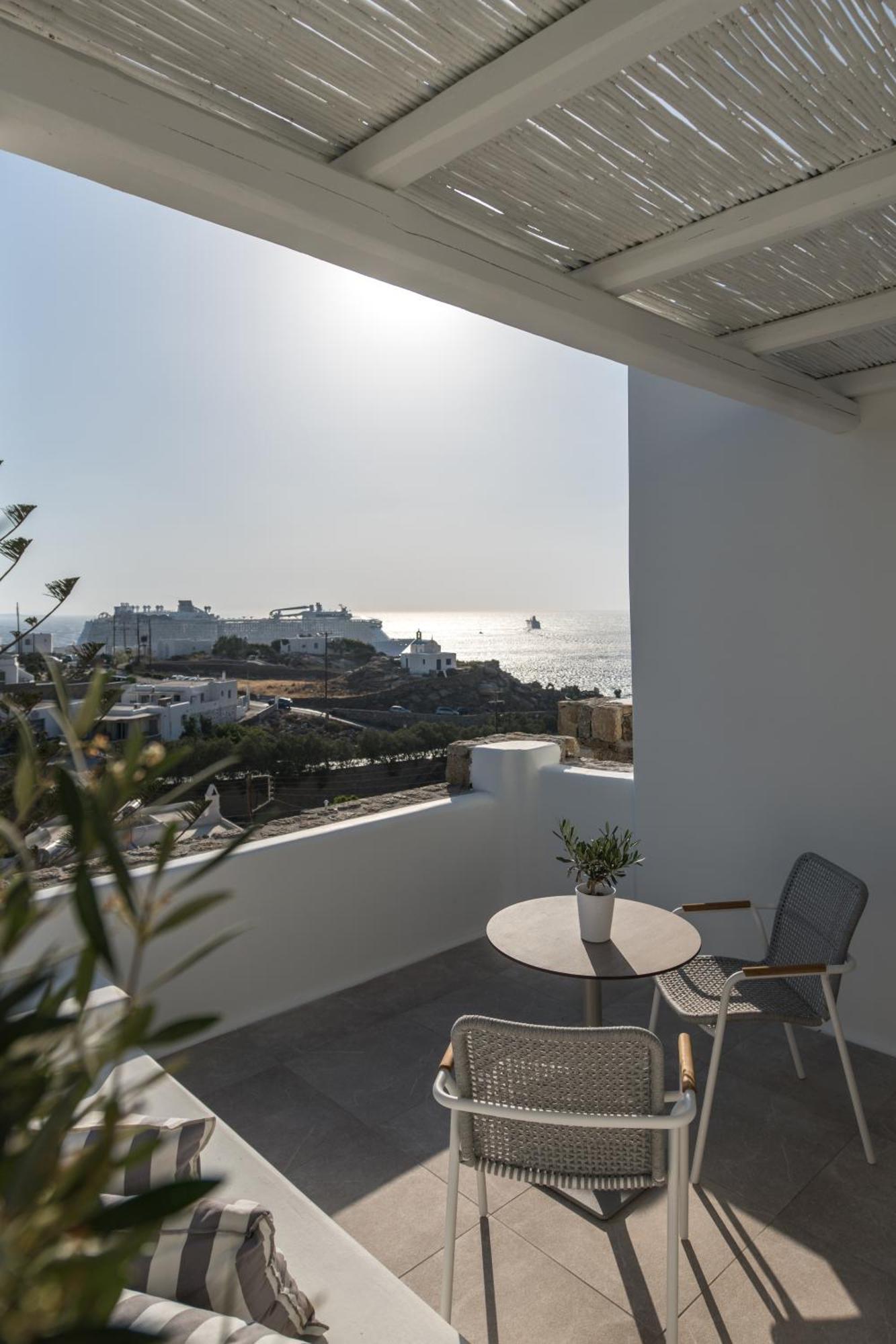 Hotel Arocaria Mykonos 5*